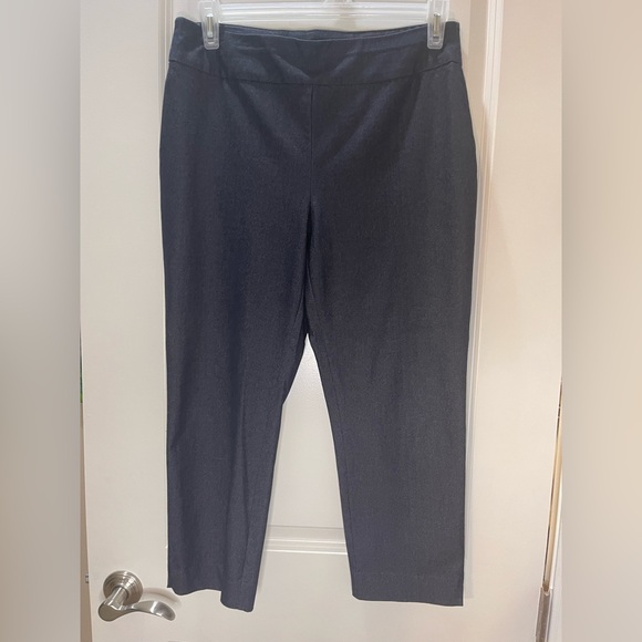 Chico's So Slimming Dark Blue Mid-Rise Crop Pants Size 1.5/10/M - Picture 1 of 5
